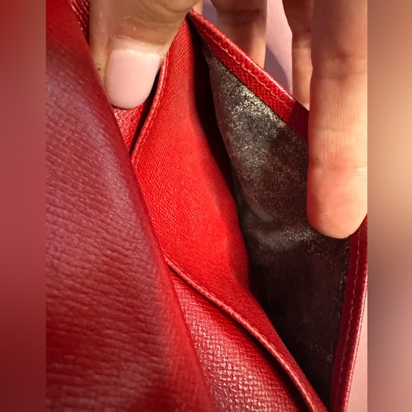 LV Red Epi Leather Kisslock Wallet - Picture 8 of 11
